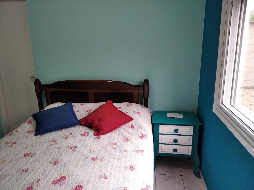  Apartamento em maranduba com ar condicionado
