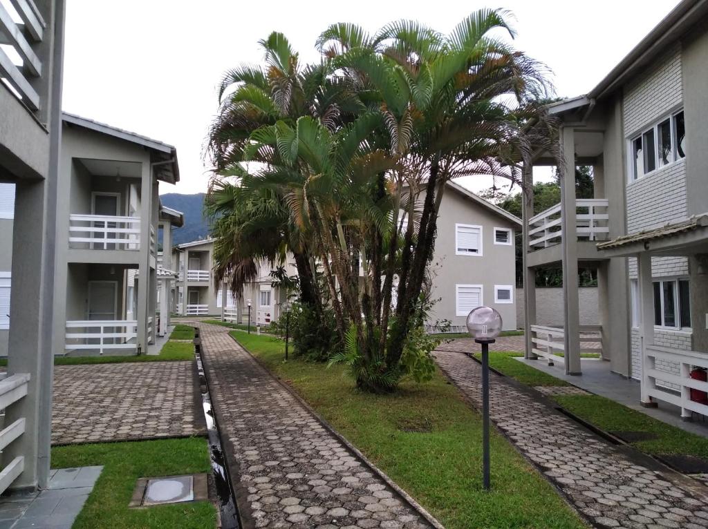  Apartamento em maranduba com ar condicionado