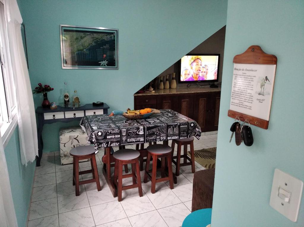  Apartamento em maranduba com ar condicionado