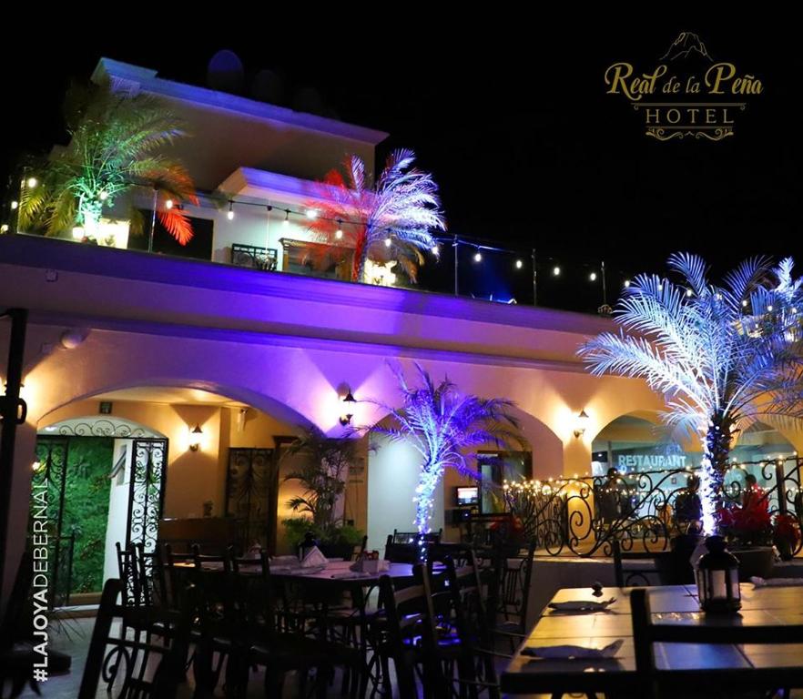Restaurace v ubytování Hotel Real de La Peña