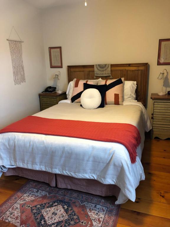 Postel nebo postele na pokoji v ubytování AUBERGE Knowlton