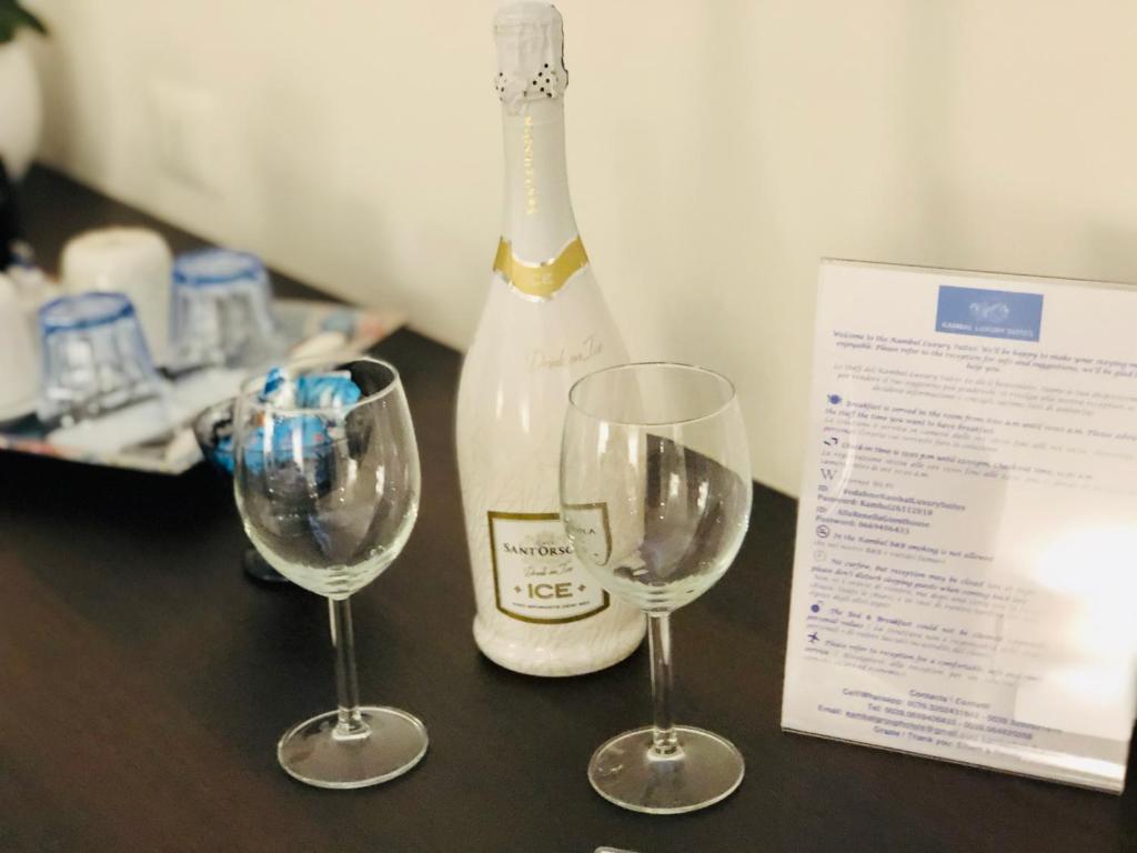 Nápoje v ubytovaní KAMBAL LUXURY SUITES