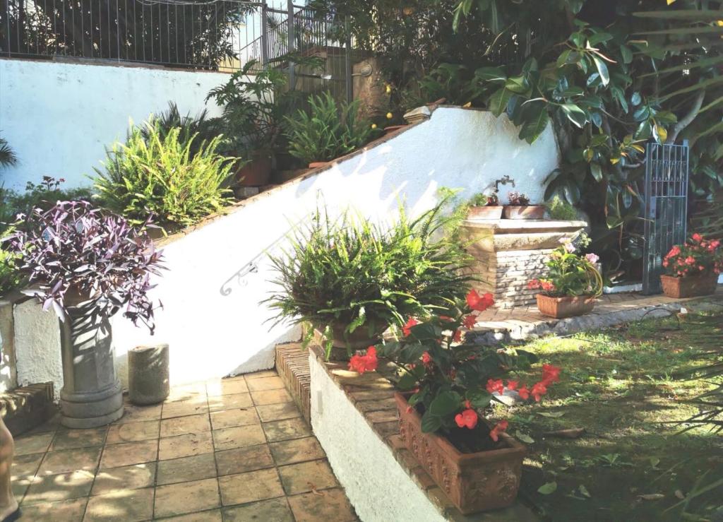 A garden outside OASI DI PACE A GAETA