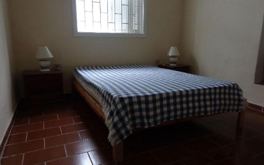  Casa confortável no Centro de Caraguatatuba