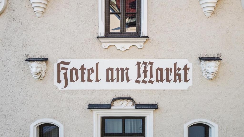 Hotel Am Markt - Resim 11