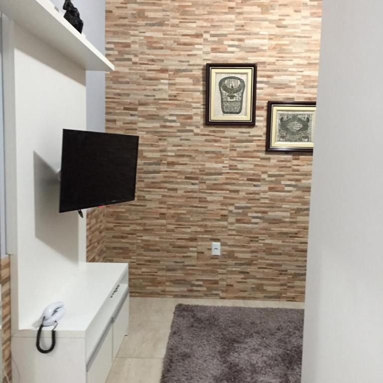  Vilaggio Montecastello II