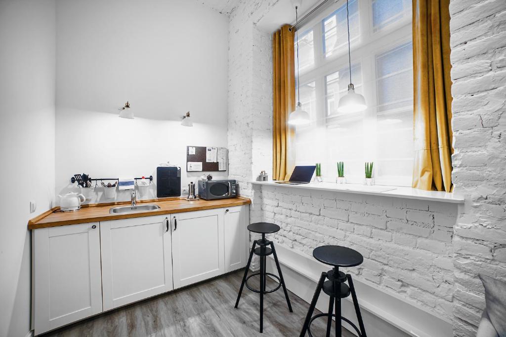 KK 39 Old Town Free Parking - 16