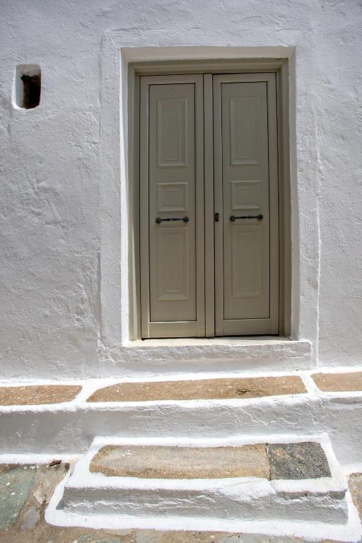 Fotografie z fotogalerie ubytování Xατζηράδος v destinaci Khatzirádhos