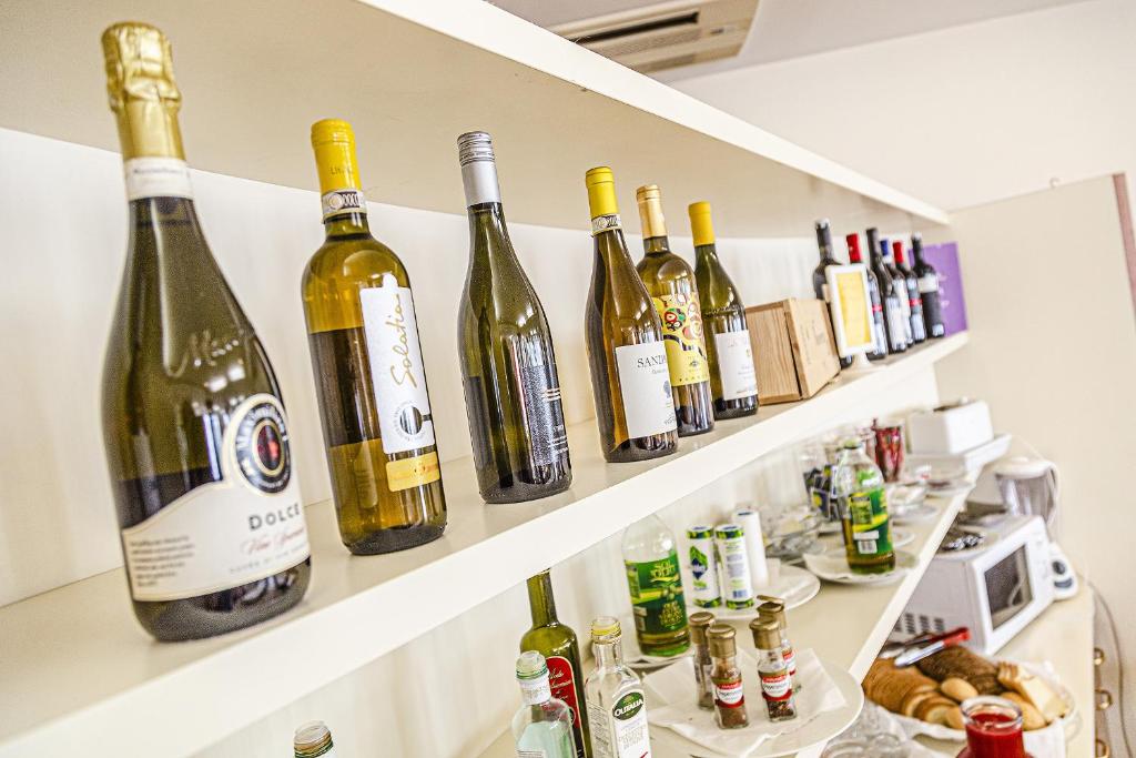 Nápoje v ubytování Hotel Ambasciatori