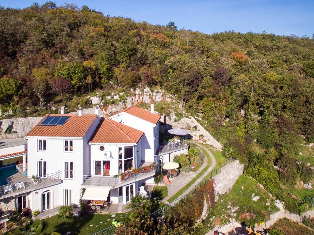 Příroda nedaleko apartmánu