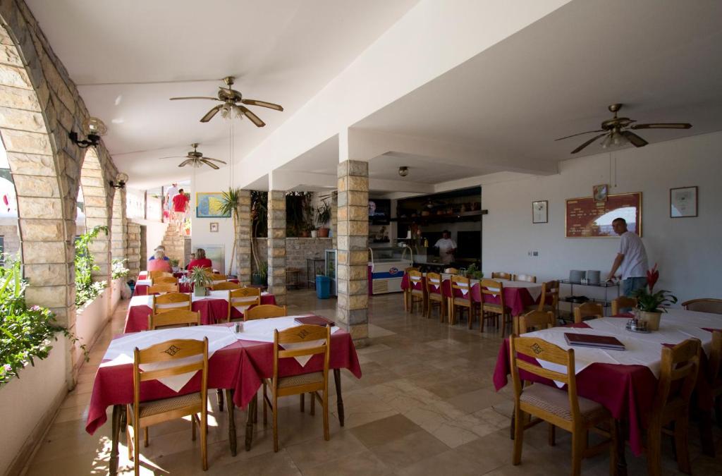 Restaurace v ubytování Villa Ljetni San