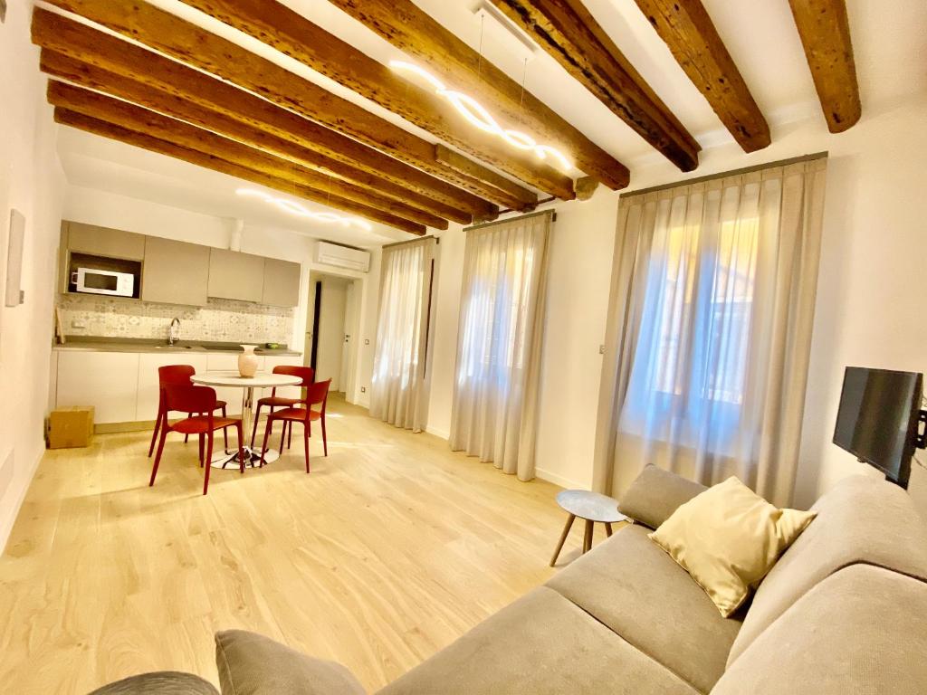 Suite House new apartments wi fi Venice island - Resim 39