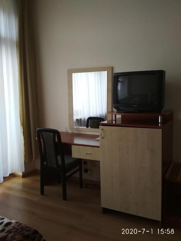 TV a/nebo společenská místnost v ubytování Complex Druzhba