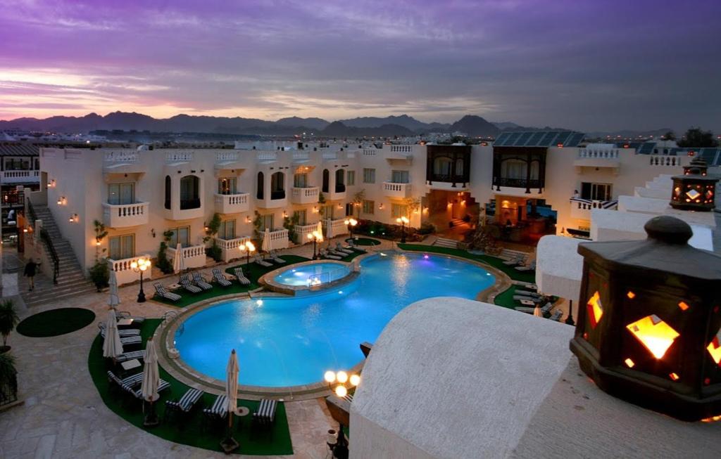 Bazén v ubytování Oriental Rivoli Hotel & Spa nebo v jeho okolí