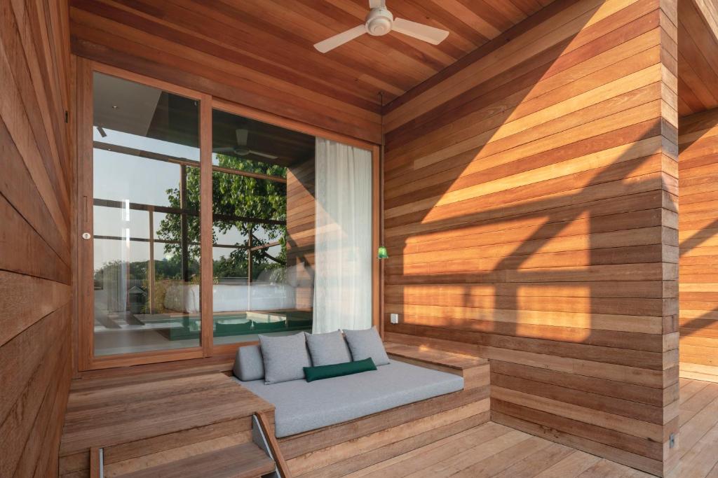 Baan Pomphet - Quarto Duplo Deluxe Com Vista Piscina E Vista Rio