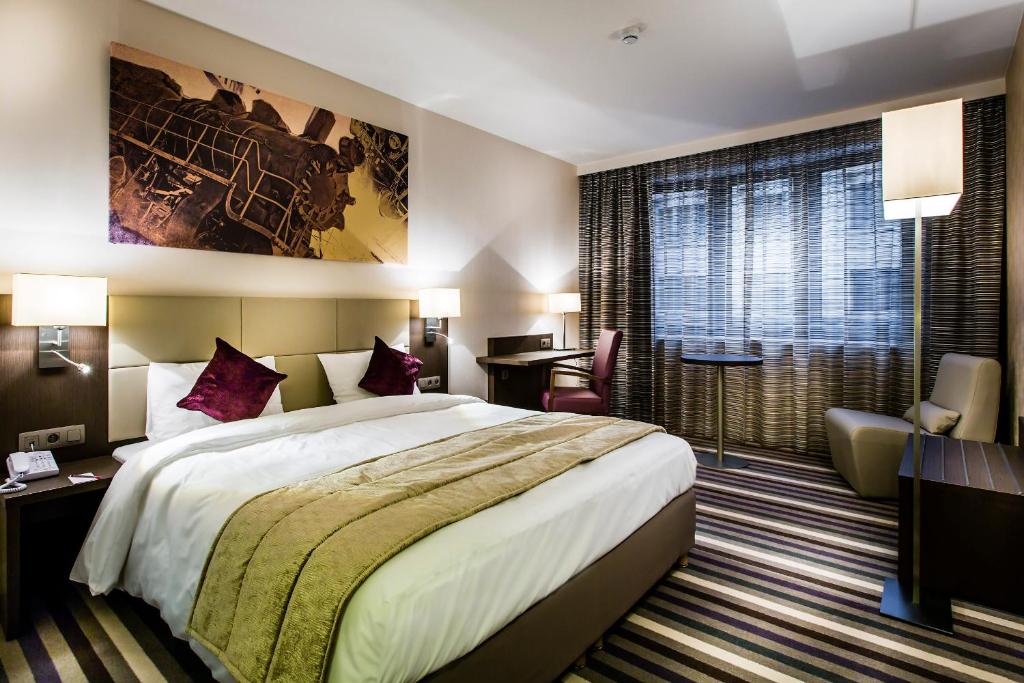 Mercure Hotel Brussels Centre Midi - Superior Double Room