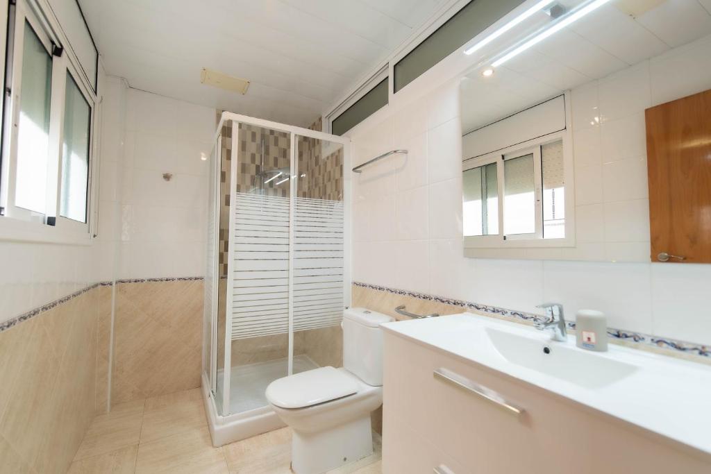 Koupelna v ubytování Apartaments Costamar Calafell