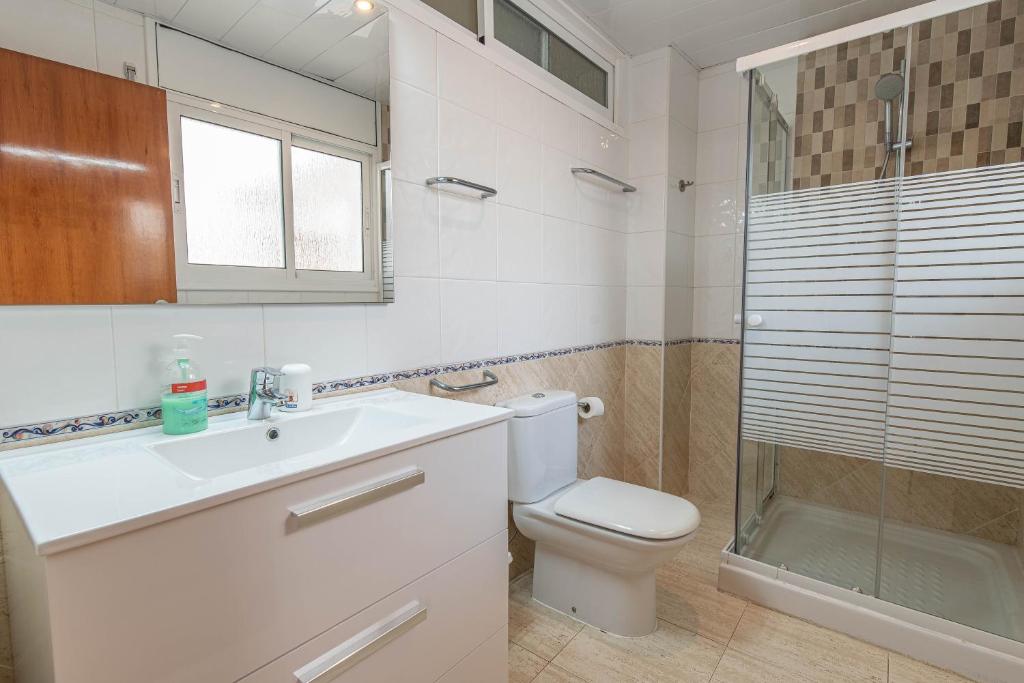 Koupelna v ubytování Apartaments Costamar Calafell