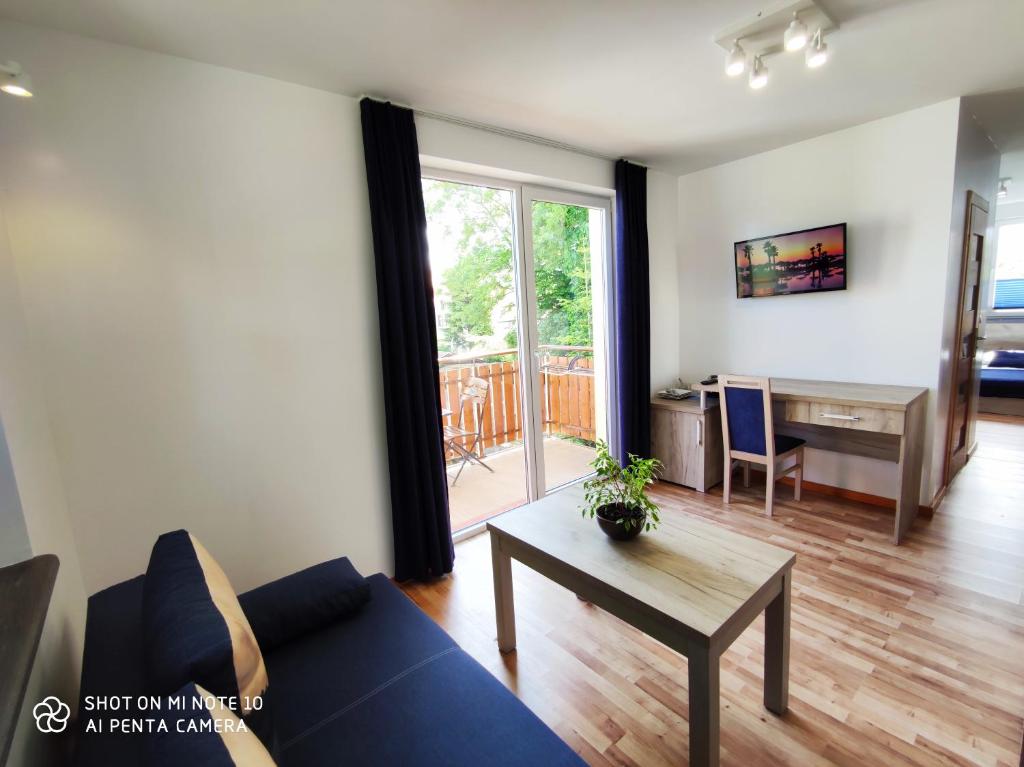 Pokoje Gościnne Pod Kasztanami - 17