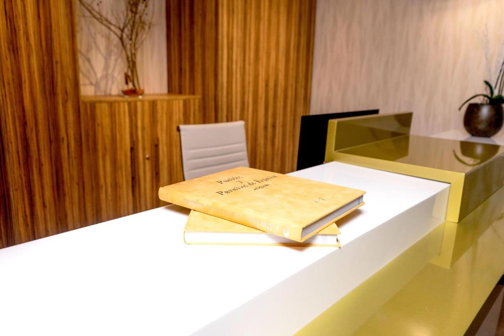 DAOS Suites & Terrace Marbella - Resim 41