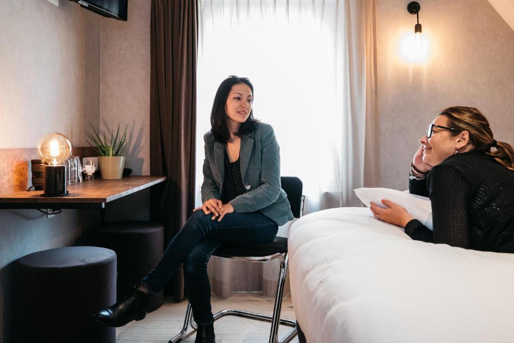 Monsieur Maurice - Resim 21