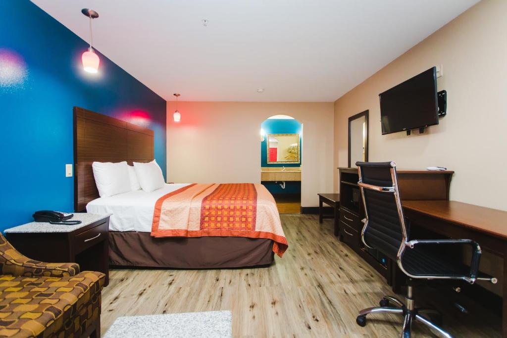 Home Place Inn - 