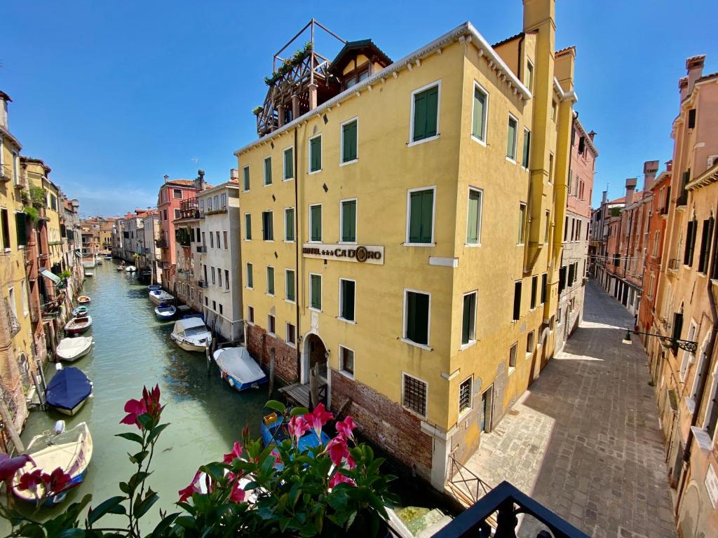 Suite House new apartments wi fi Venice island - Resim 11
