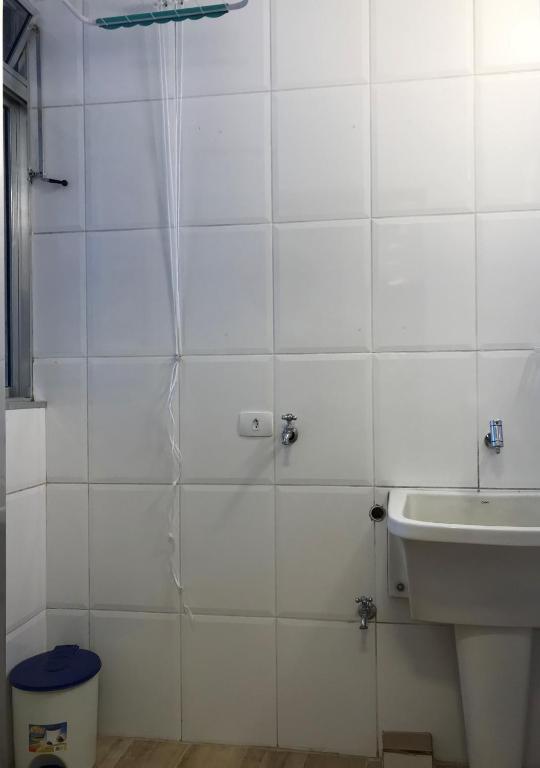  Liberdade 1 QT + Sofá Cama - 200m Metrô. Novo!