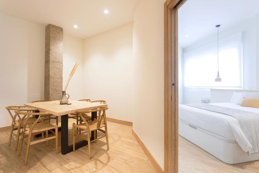 Postel nebo postele na pokoji v ubytování Getaria Apartamentuak - Balentziaga