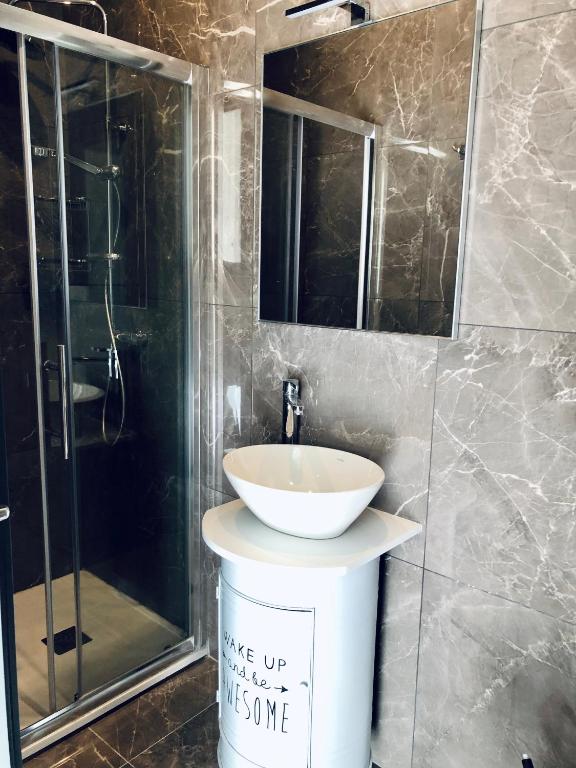 Apartments by Sliema promenade and beach - 3