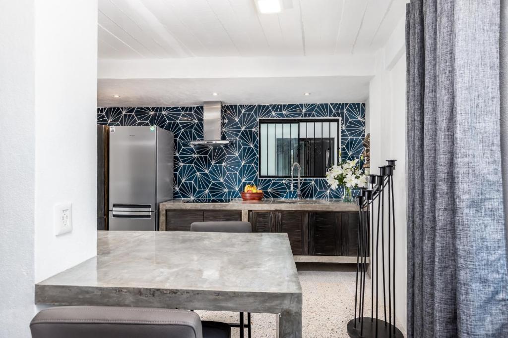 Cuale - Appartement Met Balkon