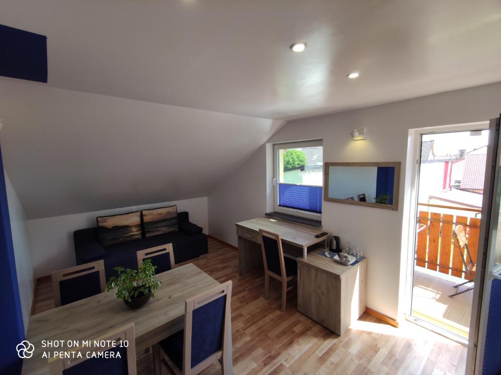 Pokoje Gościnne Pod Kasztanami - 3