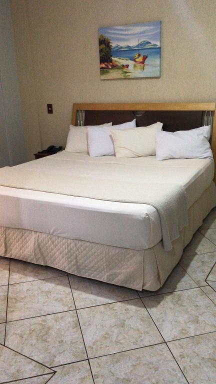  Perea Hotel