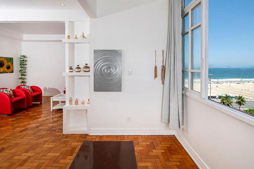  Enorme 3 quartos com jacuzzi e vista mar para 8 pessoas em Copacabana!