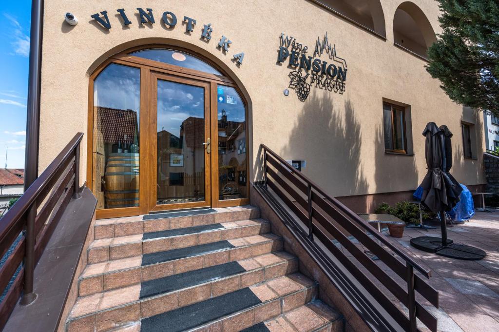 Exteriér nebo vchod ubytování Wine Pension Prague