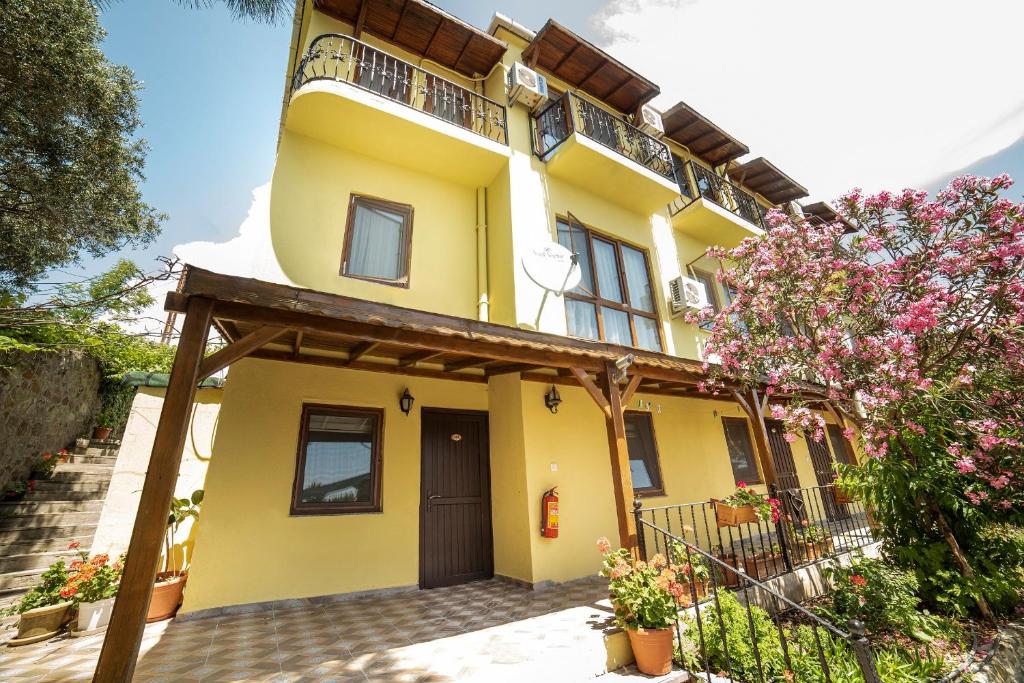 Budova, kde se hotel nachází