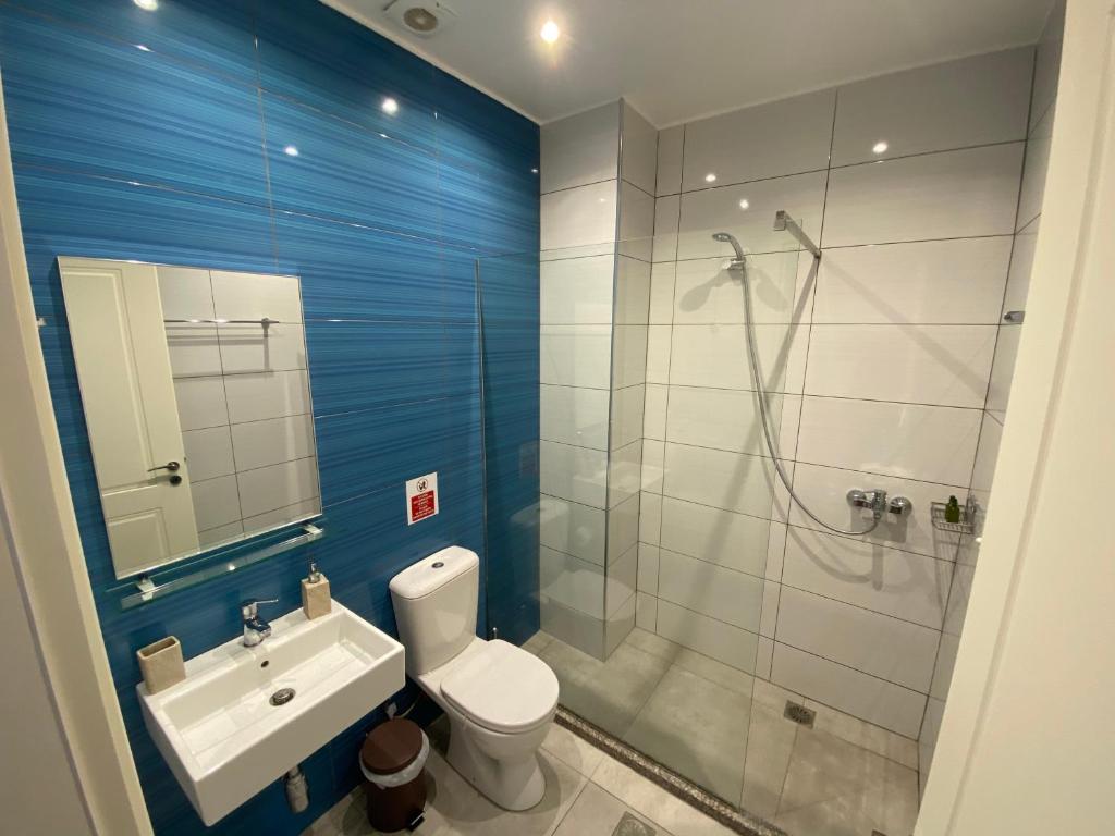 Koupelna v ubytování VIAL Rooms