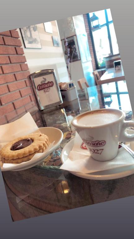 Příslušenství pro přípravu čaje a kávy v ubytování Caffè Martini
