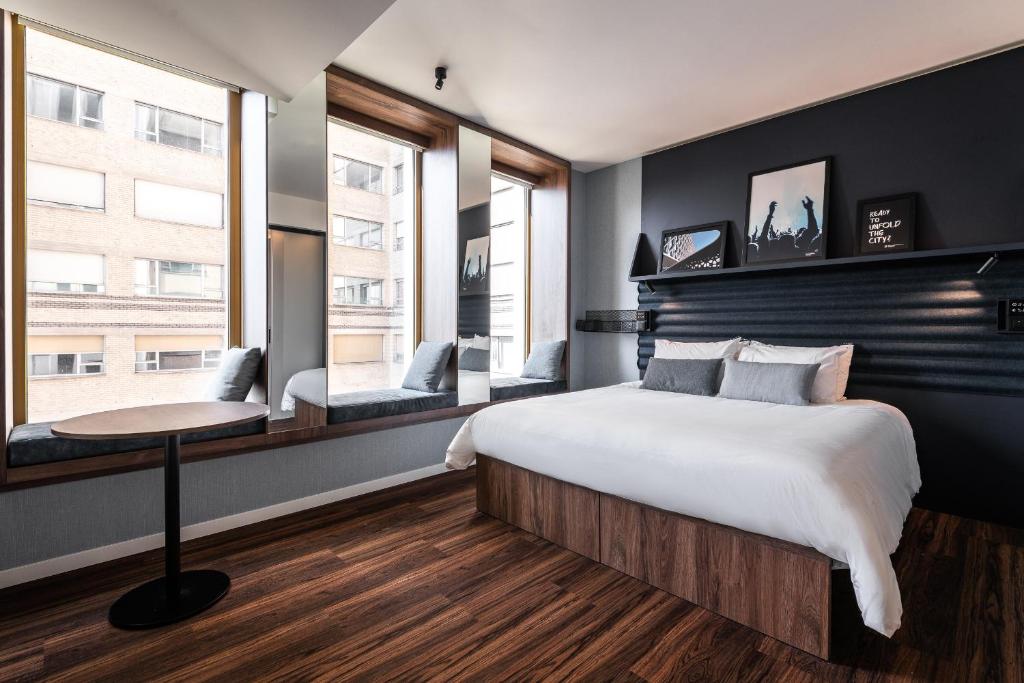 Postel nebo postele na pokoji v ubytování A-STAY Antwerp