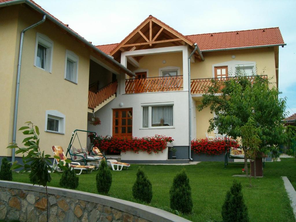 Budova, v ktorej sa apartmán nachádza