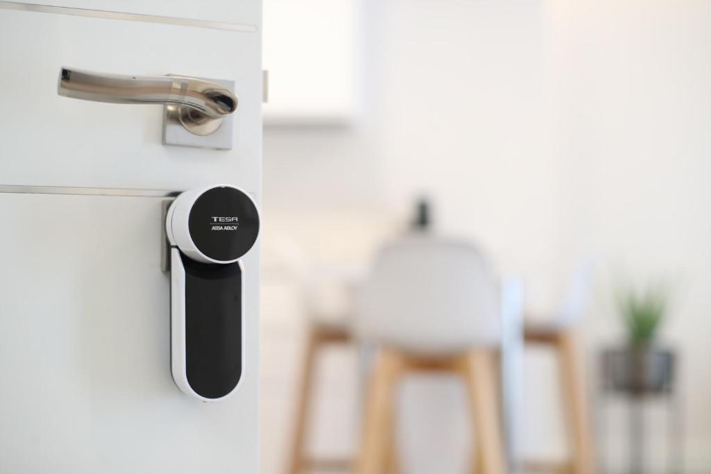 San Vicente Apartments - 10