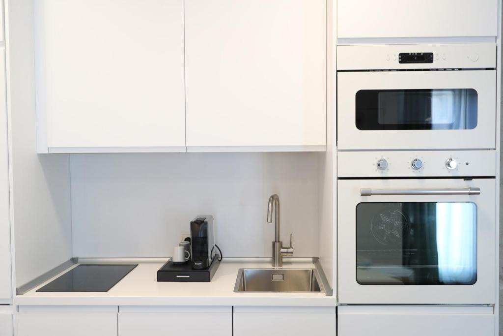 San Vicente Apartments - 8