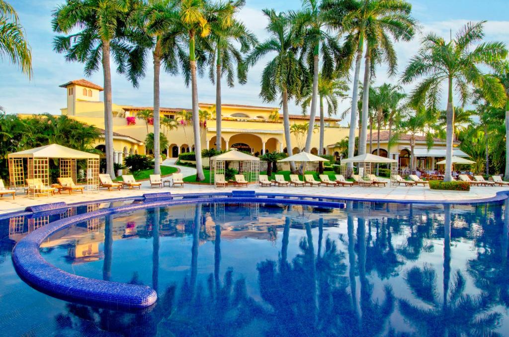 Bazén v ubytování Casa Velas Adults Only All Inclusive nebo v jeho okolí