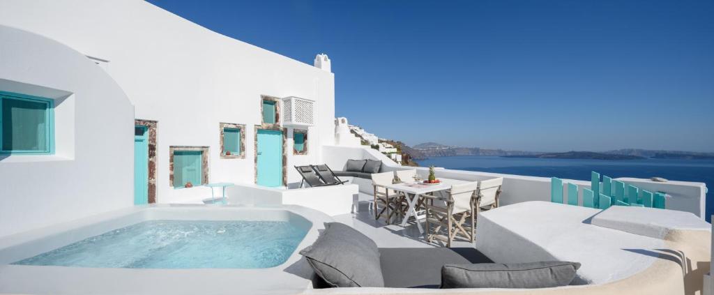 Cave Agapi Santorini photo 2