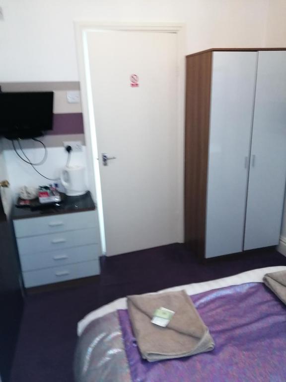 
Small Double Room
