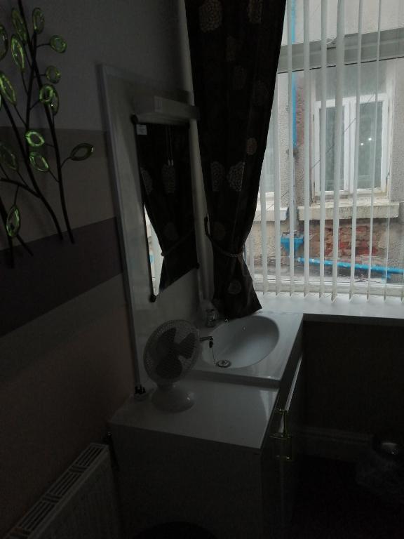 The Garnett - Resim 42