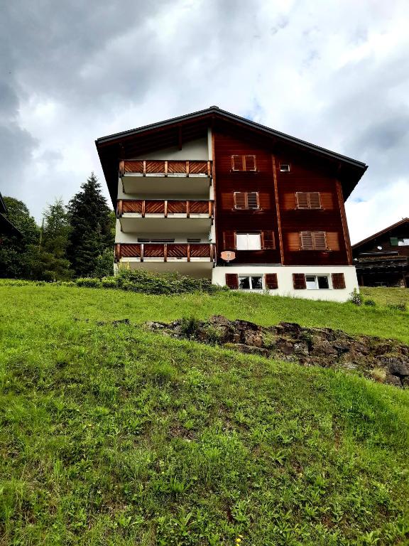 Apartment 2,5 Zimmer im Ferienhaus Damian - Appartement D'une Chambre