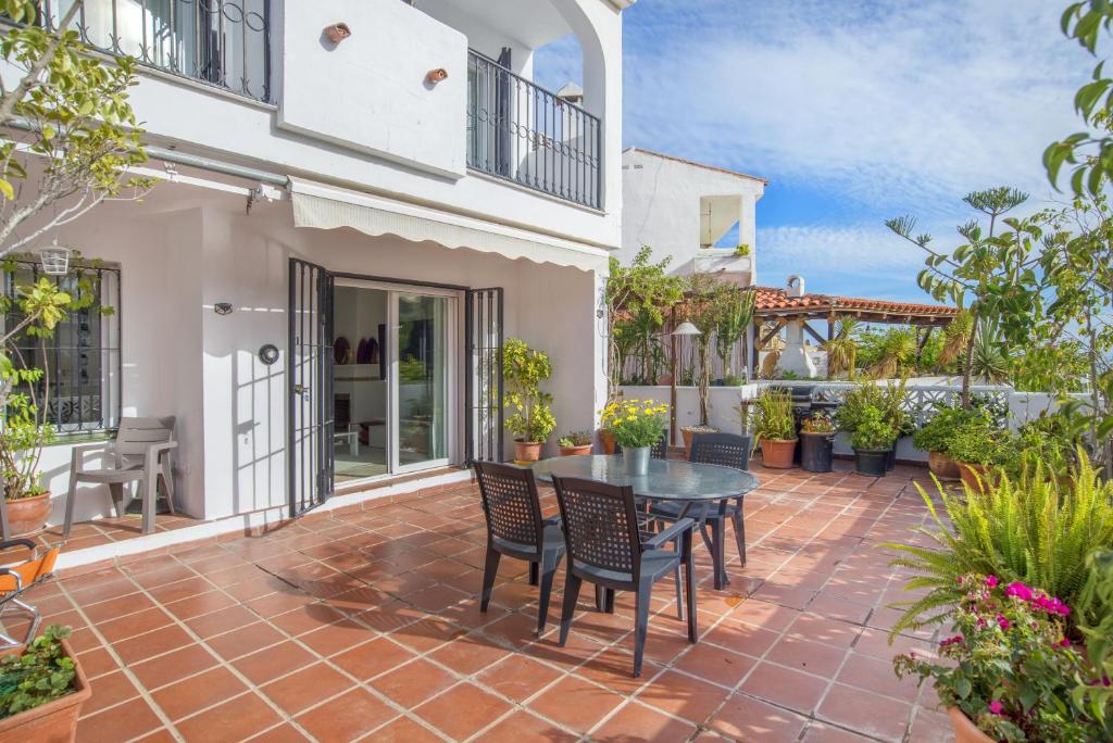 El Oceano Residence, Benalmádena, Spain - Booking.com