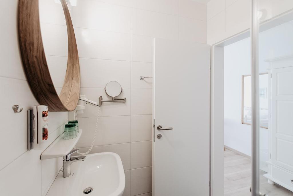 Koupelna v ubytování Hotel Mörbischerhof