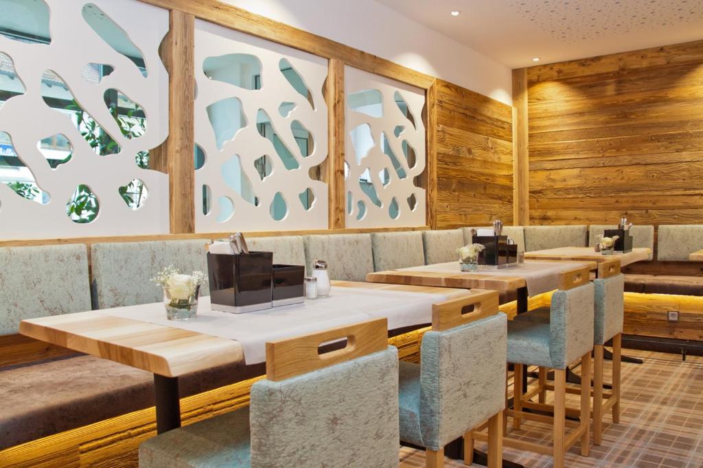 Posezení v ubytování Hotel Zur Post